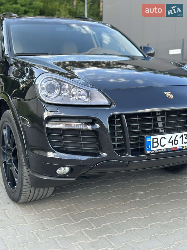 Внедорожник / Кроссовер Porsche Cayenne 2009 в 