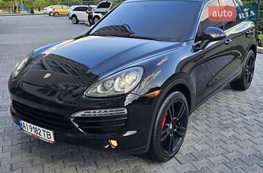Внедорожник / Кроссовер Porsche Cayenne 2011 в 