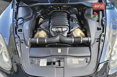 Внедорожник / Кроссовер Porsche Cayenne 2011 в 