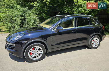 Позашляховик / Кросовер Porsche Cayenne 2011 в 