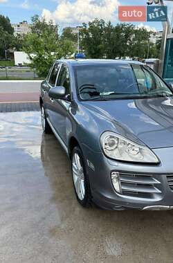 Внедорожник / Кроссовер Porsche Cayenne 2006 в 