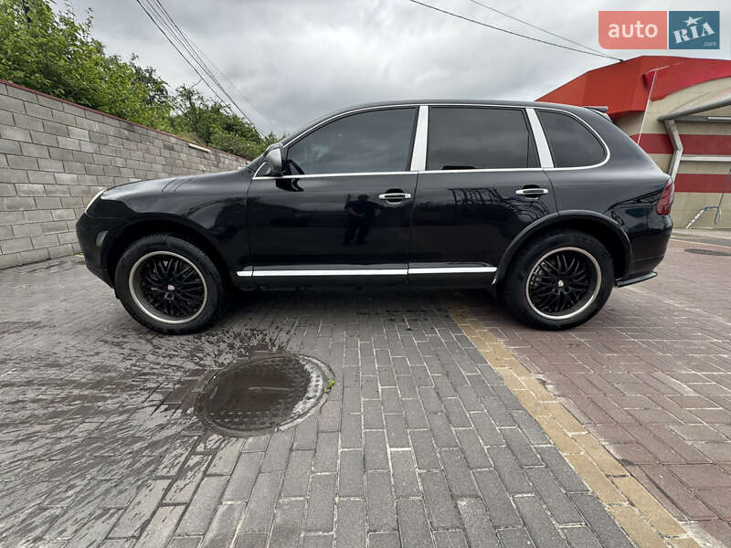 Внедорожник / Кроссовер Porsche Cayenne 2003 в Вишневом фото 19 Внедорожник / Кроссовер Porsche Cayenne 2003 в Вишневом