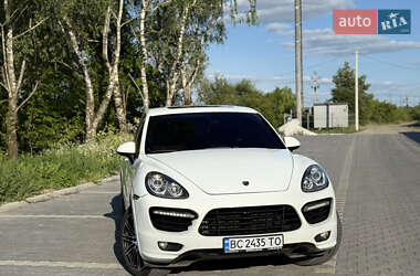 Внедорожник / Кроссовер Porsche Cayenne 2010 в 