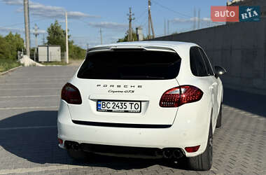 Внедорожник / Кроссовер Porsche Cayenne 2010 в 