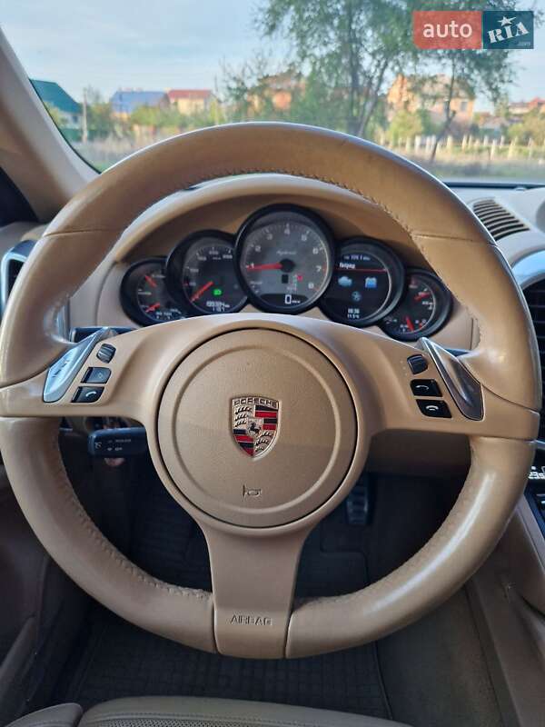 Позашляховик / Кросовер Porsche Cayenne 2010 в Вінниці