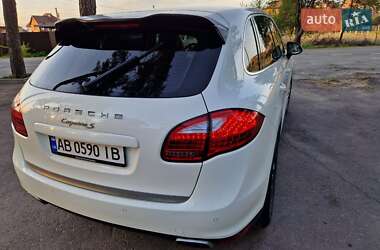 Внедорожник / Кроссовер Porsche Cayenne 2010 в 