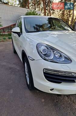 Внедорожник / Кроссовер Porsche Cayenne 2010 в 