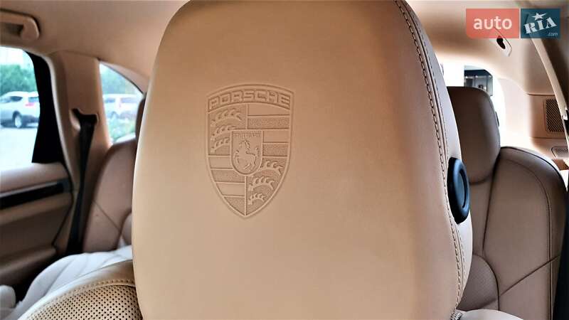 Позашляховик / Кросовер Porsche Cayenne 2010 в Вінниці