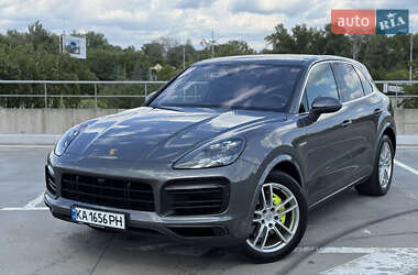 Позашляховик / Кросовер Porsche Cayenne 2019 в Києві
