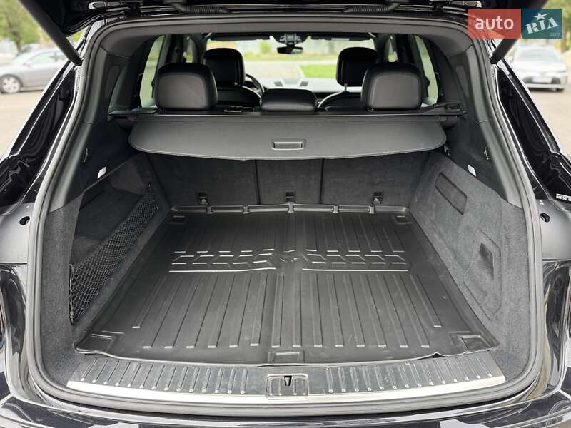 Внедорожник / Кроссовер Porsche Cayenne 2018 в Днепре