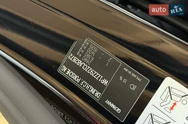 Внедорожник / Кроссовер Porsche Cayenne 2012 в 