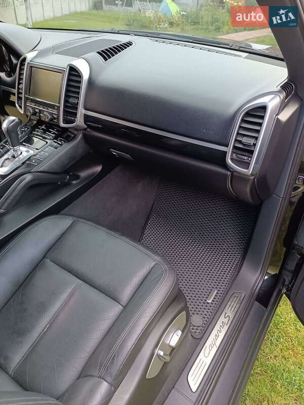 Позашляховик / Кросовер Porsche Cayenne 2010 в Жашківу фото 18 Позашляховик / Кросовер Porsche Cayenne 2010 в Жашківу