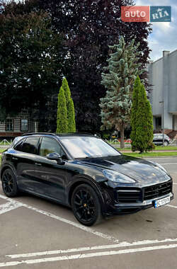 Внедорожник / Кроссовер Porsche Cayenne 2018 в Хмельницком