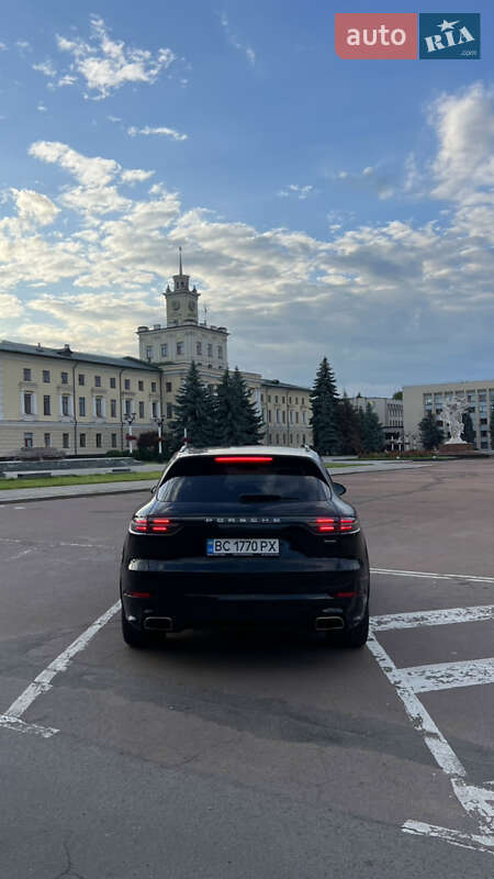 Внедорожник / Кроссовер Porsche Cayenne 2018 в Хмельницком фото 6 Внедорожник / Кроссовер Porsche Cayenne 2018 в Хмельницком