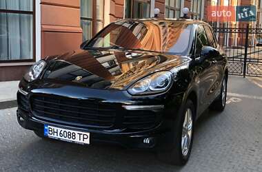 Внедорожник / Кроссовер Porsche Cayenne 2015 в Одессе
