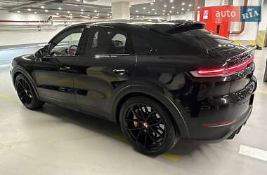 Позашляховик / Кросовер Porsche Cayenne 2024 в 