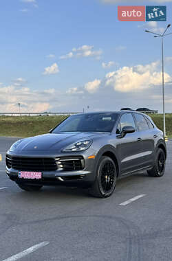 Внедорожник / Кроссовер Porsche Cayenne 2019 в 