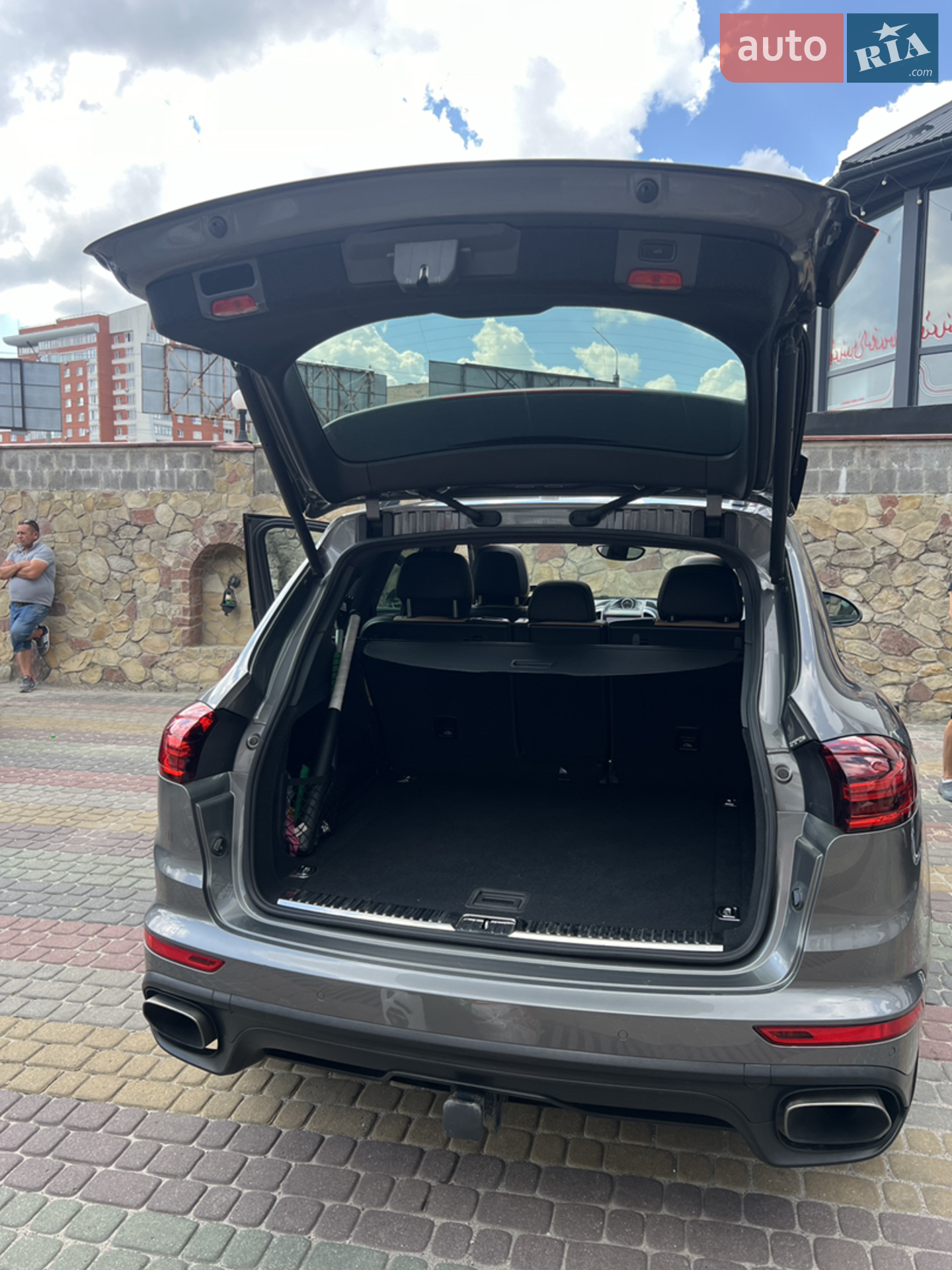 2016 Porsche Cayenne - мініатюра 37