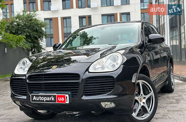 Внедорожник / Кроссовер Porsche Cayenne 2006 в 