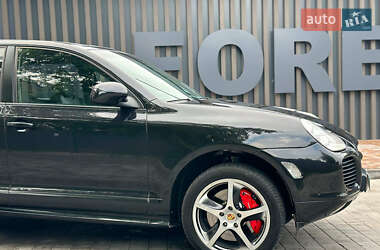 Внедорожник / Кроссовер Porsche Cayenne 2006 в 