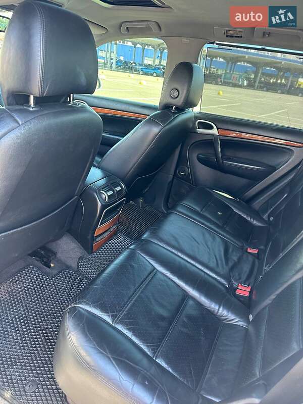 Внедорожник / Кроссовер Porsche Cayenne 2003 в Вольногорске