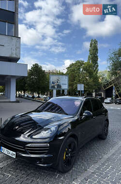 Внедорожник / Кроссовер Porsche Cayenne 2013 в 