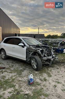 Внедорожник / Кроссовер Porsche Cayenne 2012 в 