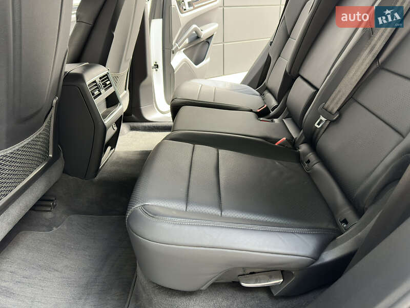 Внедорожник / Кроссовер Porsche Cayenne 2018 в Одессе фото 28 Внедорожник / Кроссовер Porsche Cayenne 2018 в Одессе