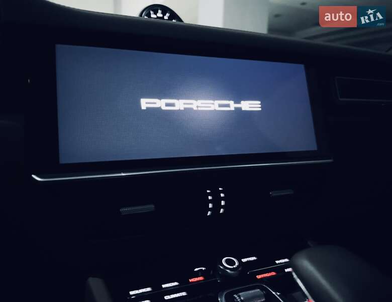 Внедорожник / Кроссовер Porsche Cayenne 2019 в Одессе