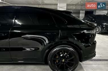 Внедорожник / Кроссовер Porsche Cayenne 2019 в 