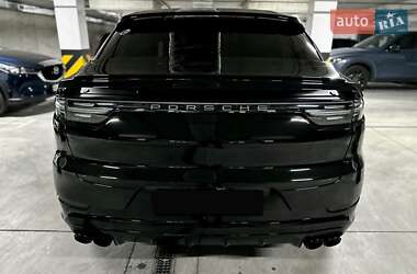 Внедорожник / Кроссовер Porsche Cayenne 2019 в 