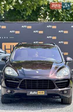 Внедорожник / Кроссовер Porsche Cayenne 2011 в 