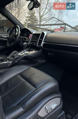 Внедорожник / Кроссовер Porsche Cayenne 2013 в 