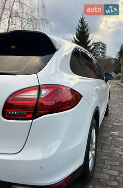 Внедорожник / Кроссовер Porsche Cayenne 2013 в 