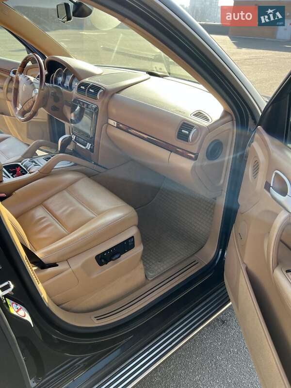 Позашляховик / Кросовер Porsche Cayenne 2008 в Києві