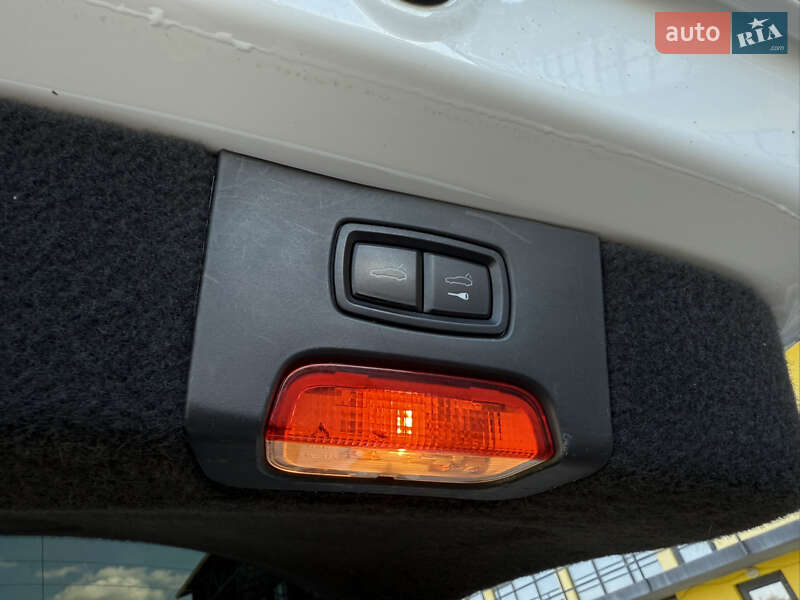 Внедорожник / Кроссовер Porsche Cayenne 2015 в Тернополе