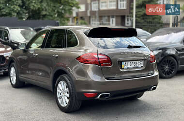 Внедорожник / Кроссовер Porsche Cayenne 2010 в 