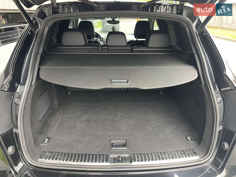 Внедорожник / Кроссовер Porsche Cayenne 2013 в Львове