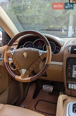 Внедорожник / Кроссовер Porsche Cayenne 2003 в 