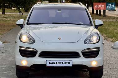 Внедорожник / Кроссовер Porsche Cayenne 2011 в 