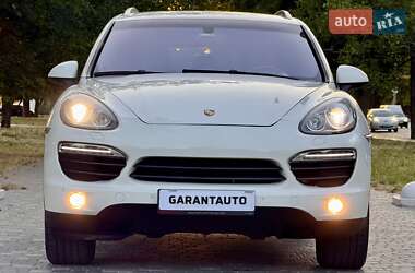 Внедорожник / Кроссовер Porsche Cayenne 2011 в 