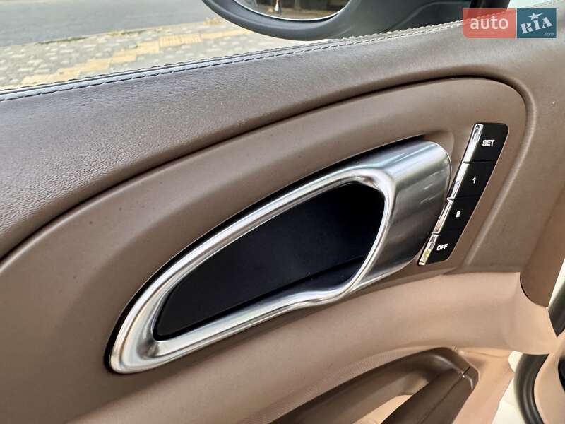 Позашляховик / Кросовер Porsche Cayenne 2011 в Одесі фото 41 Позашляховик / Кросовер Porsche Cayenne 2011 в Одесі