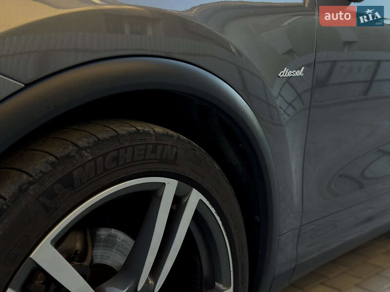 Внедорожник / Кроссовер Porsche Cayenne 2011 в Остроге фото 5 Внедорожник / Кроссовер Porsche Cayenne 2011 в Остроге