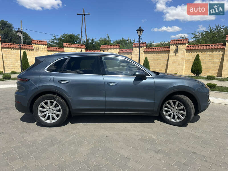 Внедорожник / Кроссовер Porsche Cayenne 2018 в Измаиле