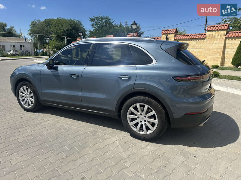 Внедорожник / Кроссовер Porsche Cayenne 2018 в Измаиле