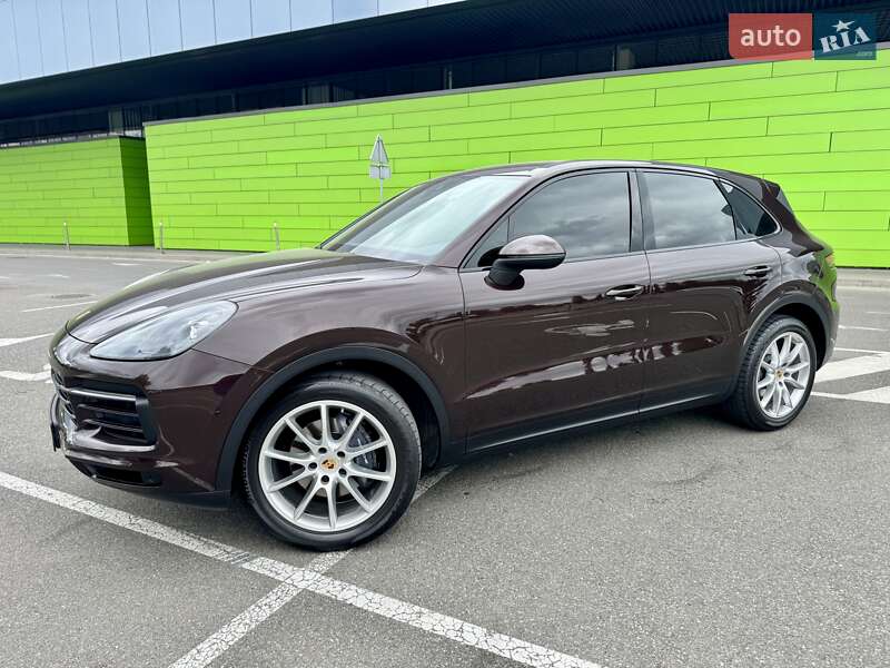 Внедорожник / Кроссовер Porsche Cayenne 2018 в Киеве