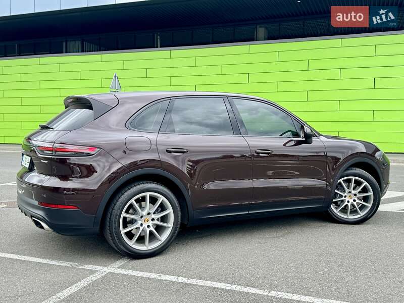 Внедорожник / Кроссовер Porsche Cayenne 2018 в Киеве