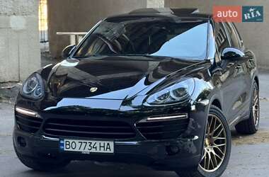 Внедорожник / Кроссовер Porsche Cayenne 2011 в Тернополе