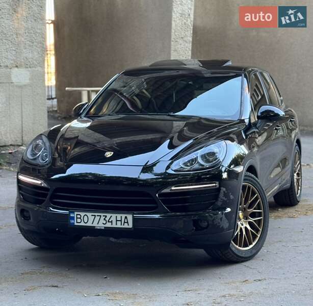 Porsche Cayenne 2011