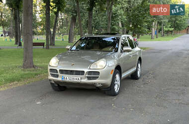 Внедорожник / Кроссовер Porsche Cayenne 2005 в 